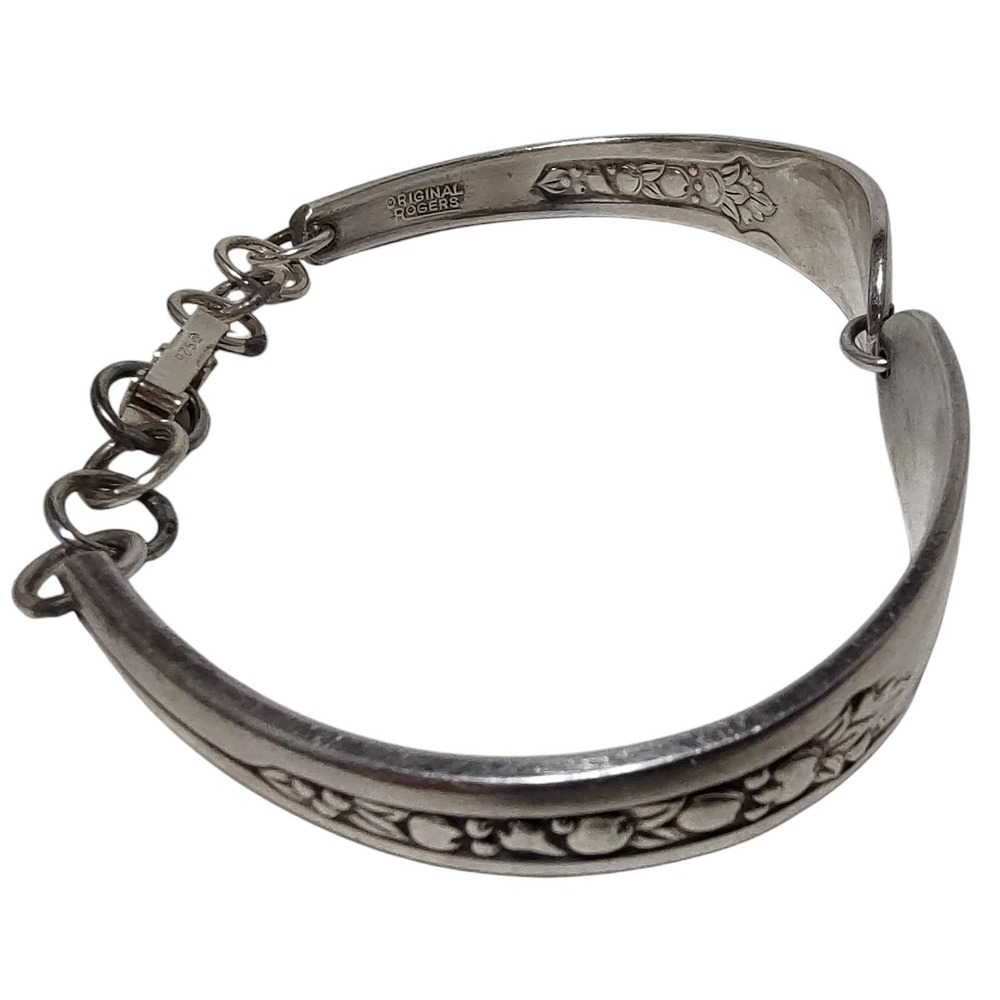 Elegant Silver Floral Bracelet